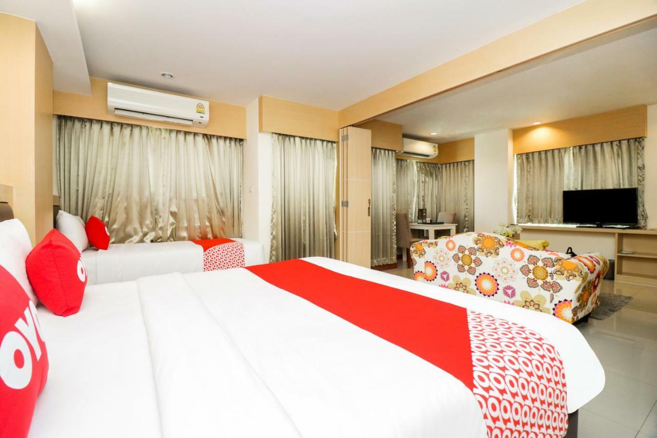 Oyo 234 Tara Grande Hotel & Spa Bangkok Bagian luar foto