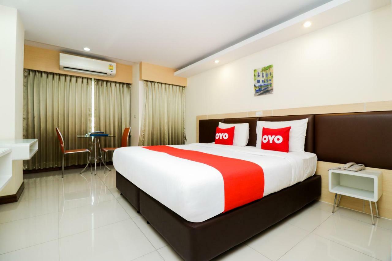 Oyo 234 Tara Grande Hotel & Spa Bangkok Bagian luar foto
