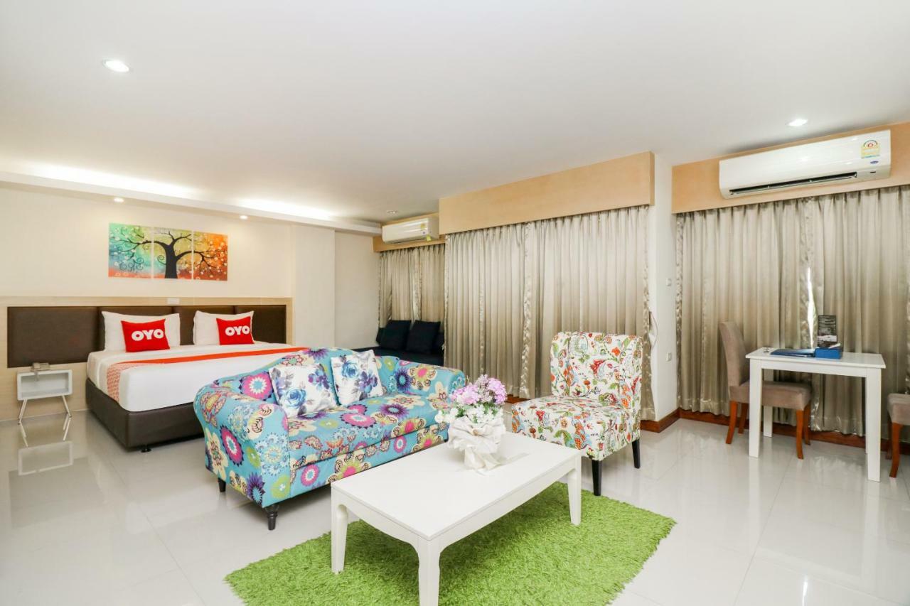 Oyo 234 Tara Grande Hotel & Spa Bangkok Bagian luar foto