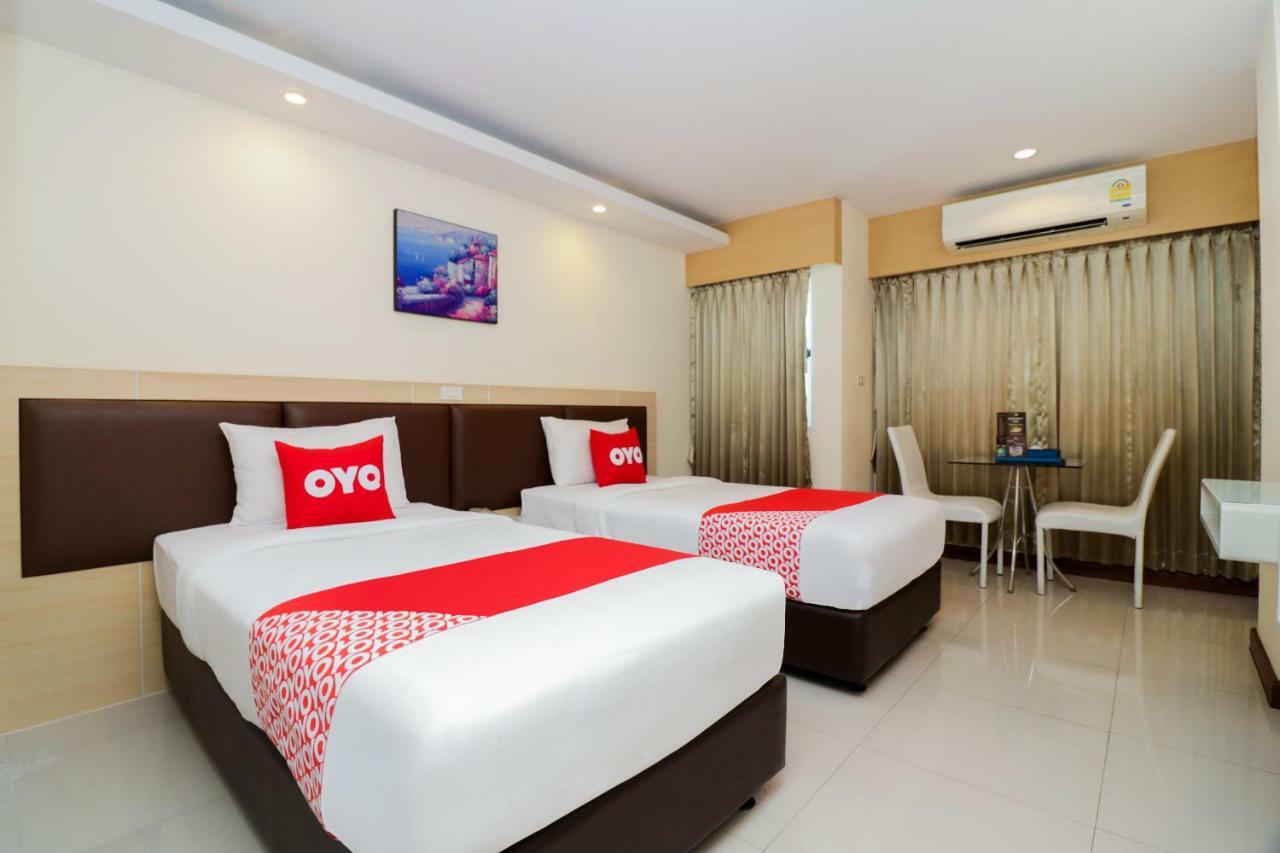 Oyo 234 Tara Grande Hotel & Spa Bangkok Bagian luar foto