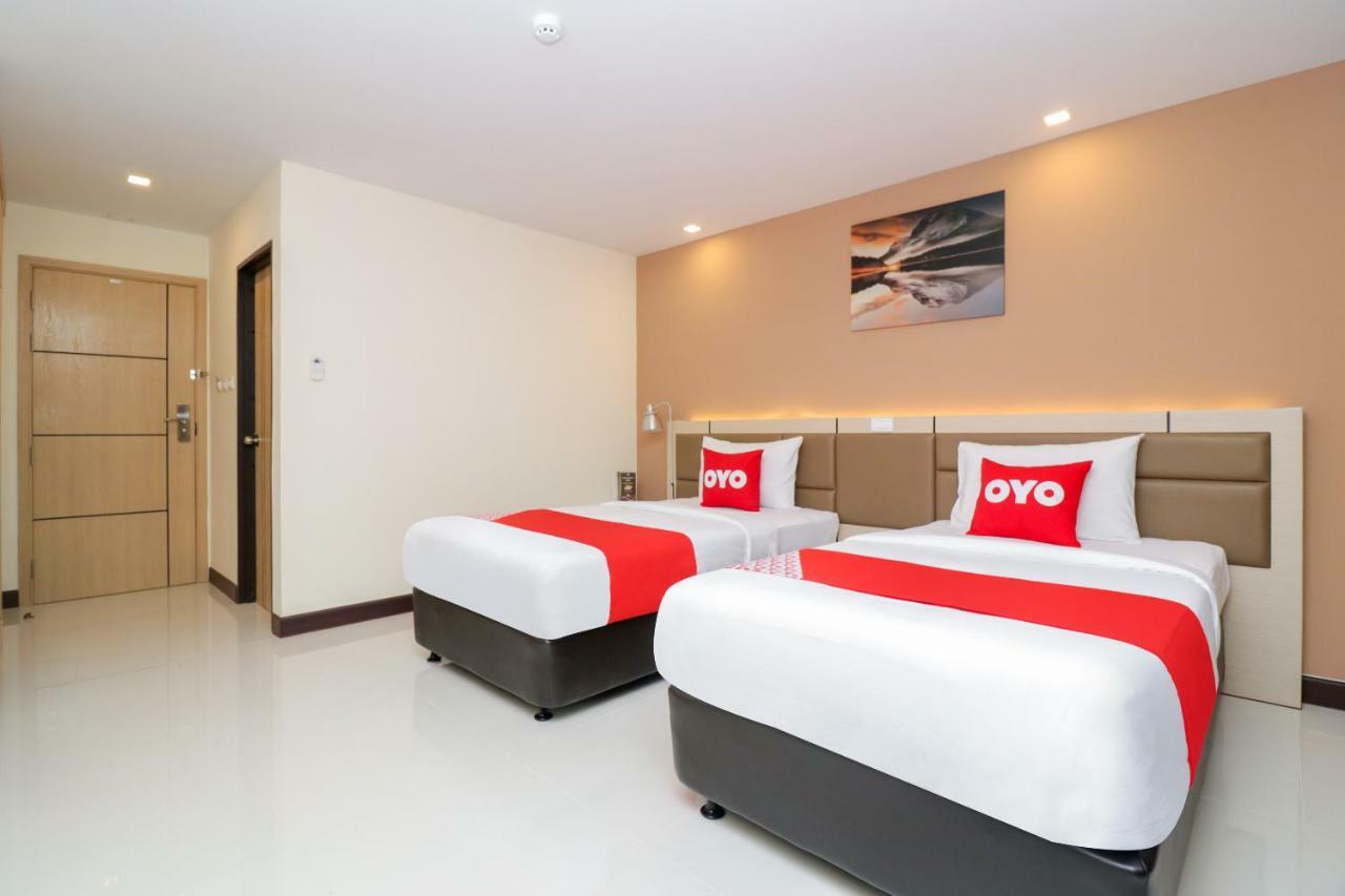 Oyo 234 Tara Grande Hotel & Spa Bangkok Bagian luar foto